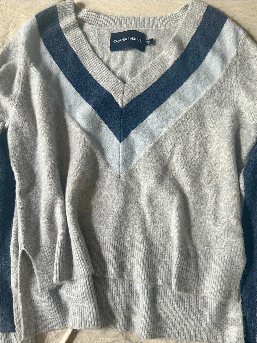 Calvin Klein Jeans Ribbed V-Neck Sweater in Gray with Navy Tag